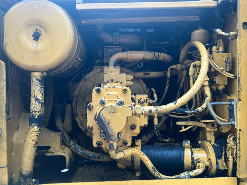 Liebherr 924 - Ekskavator perayap: gambar 5 Liebherr 924 - Ekskavator perayap: gambar 5