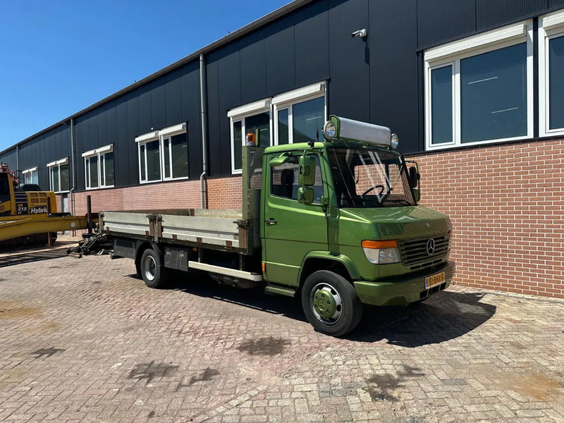 Mercedes-Benz Vario 816D - Truk flatbed: gambar 4 Mercedes-Benz Vario 816D - Truk flatbed: gambar 4