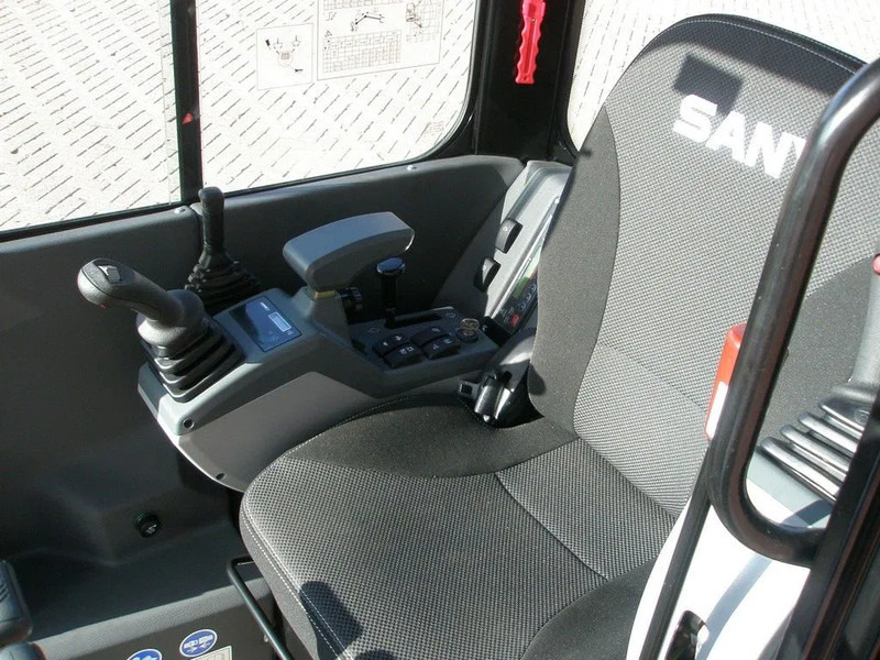 Sany SY18C - Ekskavator mini: gambar 5 Sany SY18C - Ekskavator mini: gambar 5