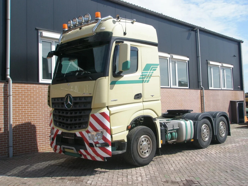 Mercedes-Benz Arocs 3351 3351 120 Ton - Tractor head: gambar 1 Mercedes-Benz Arocs 3351 3351 120 Ton - Tractor head: gambar 1