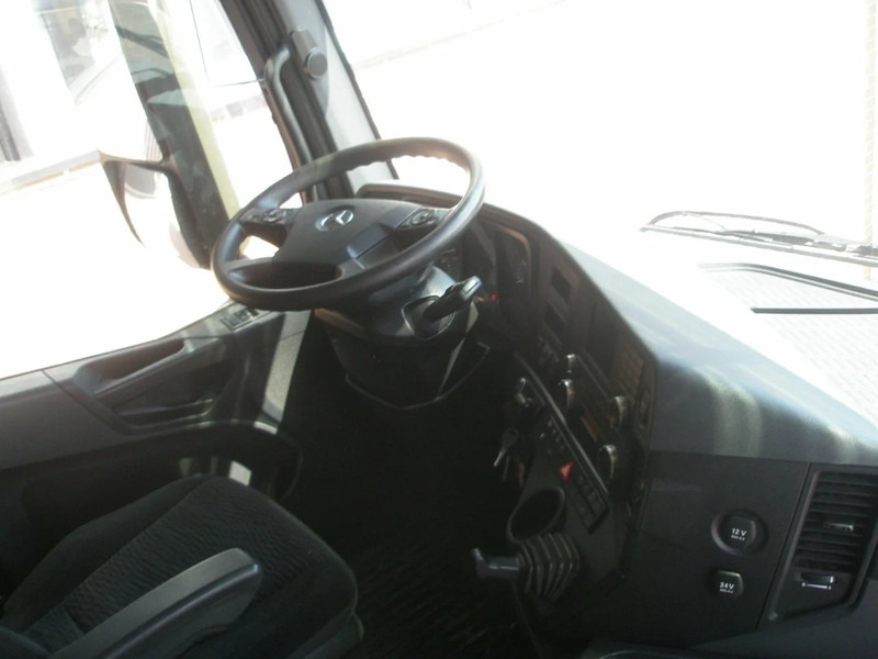 Mercedes-Benz Arocs 3351 3351 120 Ton - Tractor head: gambar 5 Mercedes-Benz Arocs 3351 3351 120 Ton - Tractor head: gambar 5