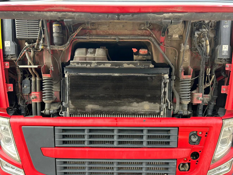 Volvo FH 460 - Tractor head: gambar 5 Volvo FH 460 - Tractor head: gambar 5