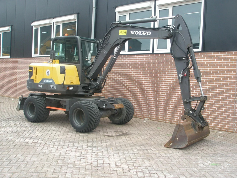 Volvo EW60E - Ekskavator roda: gambar 4 Volvo EW60E - Ekskavator roda: gambar 4