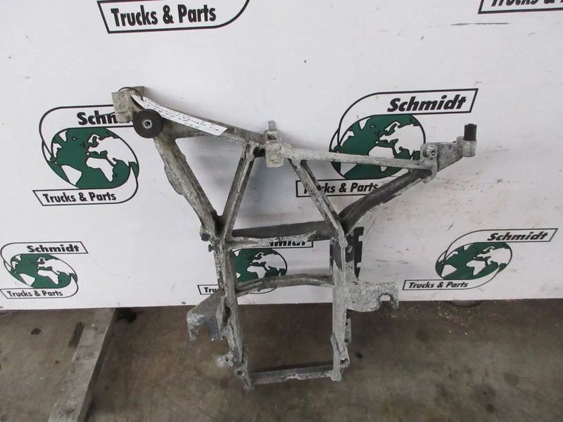 DAF 1396936 KOPLAMPBEUGEL LINKS DAF XF 105 EURO 5 - Kabin dan interior untuk Truk: gambar 3 DAF 1396936 KOPLAMPBEUGEL LINKS DAF XF 105 EURO 5 - Kabin dan interior untuk Truk: gambar 3