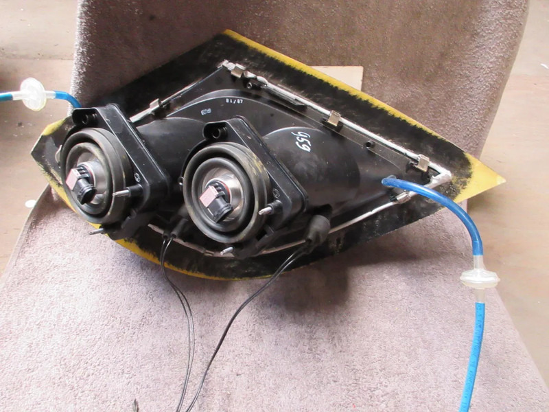 DAF 1784823 // 1784822 SKYLICHT DAF CF XF EURO 6 RECHTS EN LINKS - Lampu depan untuk Truk: gambar 3 DAF 1784823 // 1784822 SKYLICHT DAF CF XF EURO 6 RECHTS EN LINKS - Lampu depan untuk Truk: gambar 3