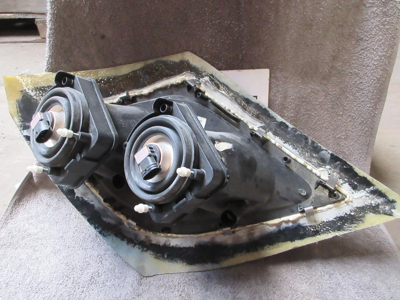DAF 1784823 // 1784822 SKYLICHT DAF CF XF EURO 6 RECHTS EN LINKS - Lampu depan untuk Truk: gambar 5 DAF 1784823 // 1784822 SKYLICHT DAF CF XF EURO 6 RECHTS EN LINKS - Lampu depan untuk Truk: gambar 5