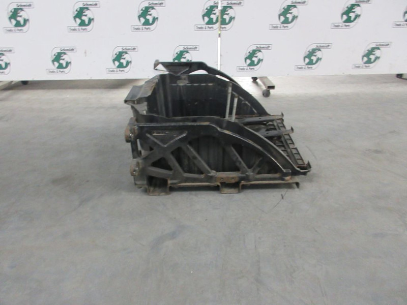 DAF 19226980/2049055 ACCUDEKSEL MET BANDEN LIER XF CF EURO 6 - Baterai untuk Truk: gambar 2 DAF 19226980/2049055 ACCUDEKSEL MET BANDEN LIER XF CF EURO 6 - Baterai untuk Truk: gambar 2