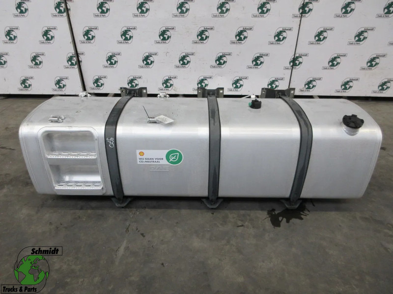 DAF 1944800 DIESELTANK DAF XF CF 480 EURO 6 845 LITER MODEL 2020 - Tangki bahan bakar untuk Truk: gambar 1 DAF 1944800 DIESELTANK DAF XF CF 480 EURO 6 845 LITER MODEL 2020 - Tangki bahan bakar untuk Truk: gambar 1