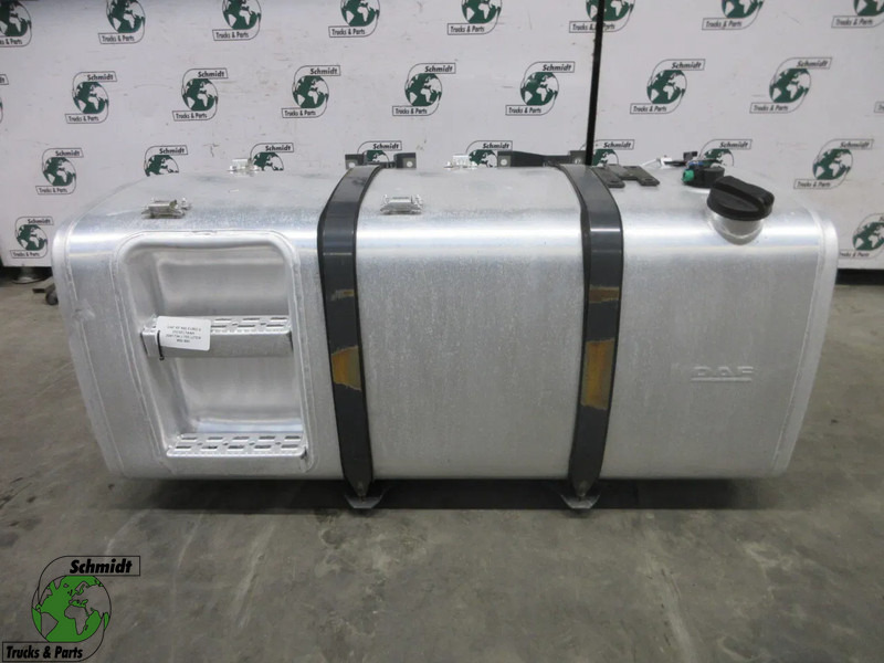 DAF 2041734 DIESELTANK 700 LITER DAF XF CF 480 EURO 6 MODEL 2020 - Tangki bahan bakar untuk Truk: gambar 1 DAF 2041734 DIESELTANK 700 LITER DAF XF CF 480 EURO 6 MODEL 2020 - Tangki bahan bakar untuk Truk: gambar 1