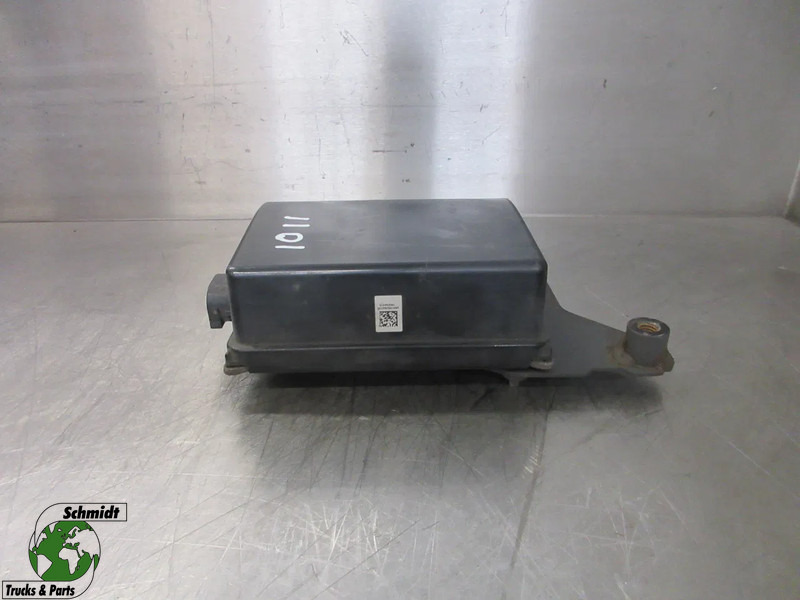 DAF 2109334 // 2264066 // 446 067 035 RADAR SENSOR DAF XF CF MODEL 2022 - Sistem listrik untuk Truk: gambar 1 DAF 2109334 // 2264066 // 446 067 035 RADAR SENSOR DAF XF CF MODEL 2022 - Sistem listrik untuk Truk: gambar 1