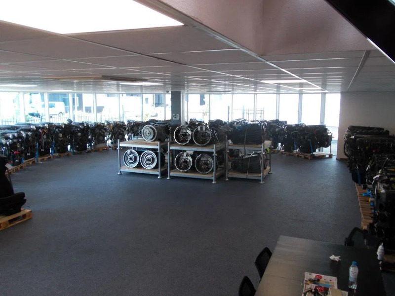 Gearbox untuk Truk DAF XF106 1681753 / 1817063 / 1681741 TRANSMISSIE 12 AS 2130 TD EURO 5: gambar 15 Gearbox untuk Truk DAF XF106 1681753 / 1817063 / 1681741 TRANSMISSIE 12 AS 2130 TD EURO 5: gambar 15