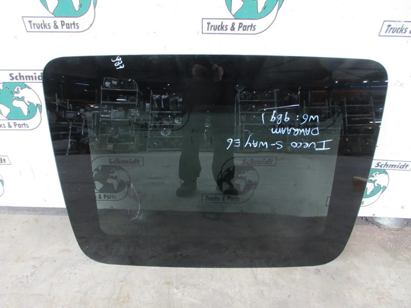 Iveco 5802254539 // 5802822183 DAKLUIK IVECO S WAY MODEL 2023 - Kabin dan interior untuk Truk: gambar 5 Iveco 5802254539 // 5802822183 DAKLUIK IVECO S WAY MODEL 2023 - Kabin dan interior untuk Truk: gambar 5