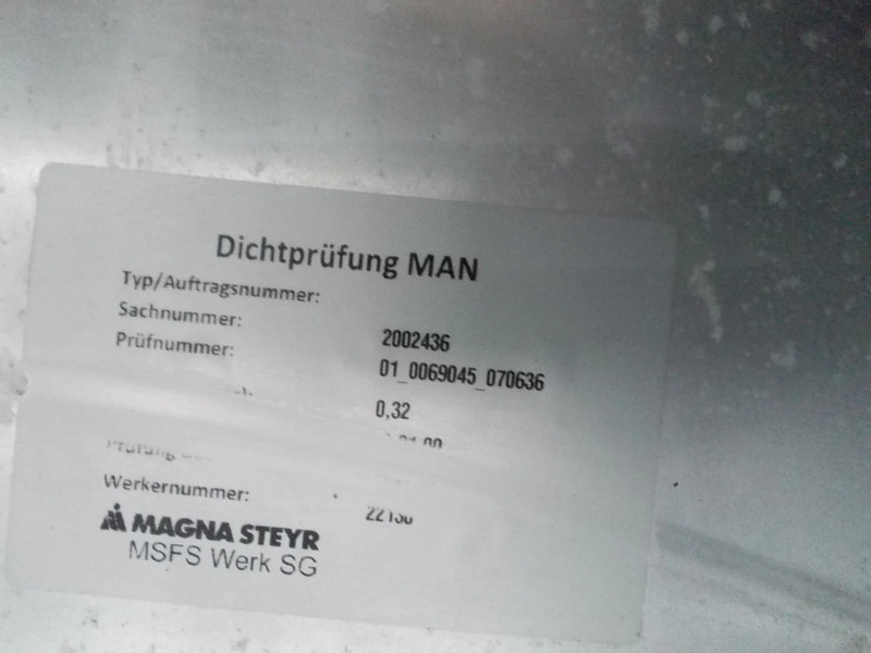 MAN 81.12201-5697//81.12201-5896 //590 LITER TANK MAN EURO 6 - Tangki bahan bakar untuk Truk: gambar 5 MAN 81.12201-5697//81.12201-5896 //590 LITER TANK MAN EURO 6 - Tangki bahan bakar untuk Truk: gambar 5