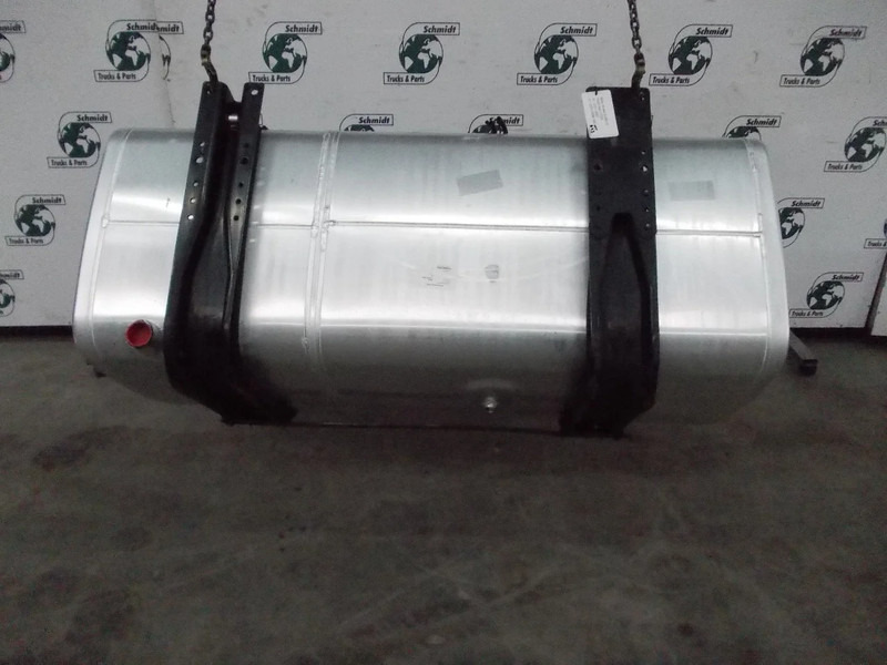 MAN 81.12201-5697//81.12201-5896 //590 LITER TANK MAN EURO 6 - Tangki bahan bakar untuk Truk: gambar 3 MAN 81.12201-5697//81.12201-5896 //590 LITER TANK MAN EURO 6 - Tangki bahan bakar untuk Truk: gambar 3