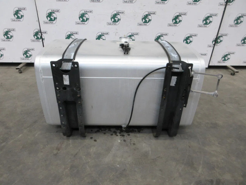 MAN 81.12201-5887 // 81.12201-5864 // 580 LITER 1 TANK MAN 18.500 EURO 6 - Tangki bahan bakar untuk Truk: gambar 3 MAN 81.12201-5887 // 81.12201-5864 // 580 LITER 1 TANK MAN 18.500 EURO 6 - Tangki bahan bakar untuk Truk: gambar 3