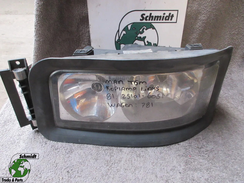 MAN 81.25101-6451 LINKS KOPLAMP MAN TGA TGL TGM EURO 3 - Lampu depan untuk Truk: gambar 1 MAN 81.25101-6451 LINKS KOPLAMP MAN TGA TGL TGM EURO 3 - Lampu depan untuk Truk: gambar 1