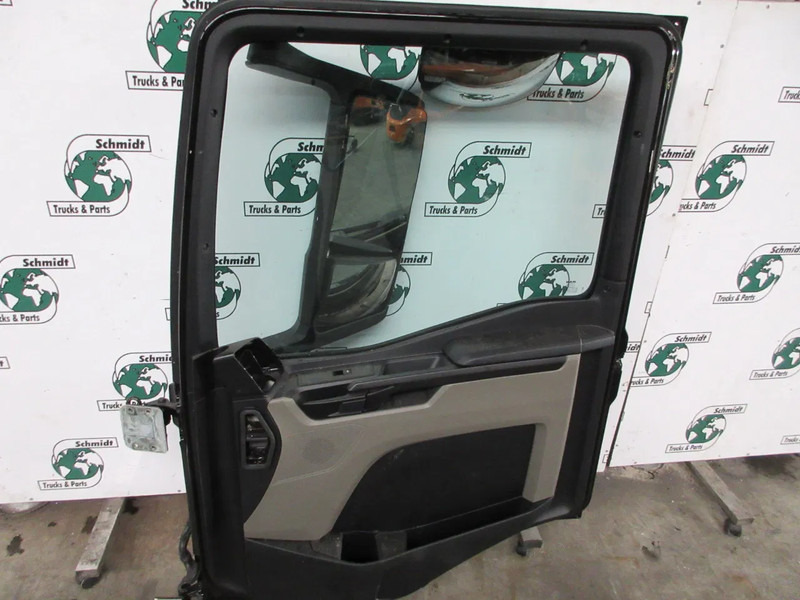 MAN 81.62600-4140//81.62600-4140//81.63730-6878 DEUR MAN TGM MODEL 2024 - Pintu dan bagian untuk Truk: gambar 3 MAN 81.62600-4140//81.62600-4140//81.63730-6878 DEUR MAN TGM MODEL 2024 - Pintu dan bagian untuk Truk: gambar 3