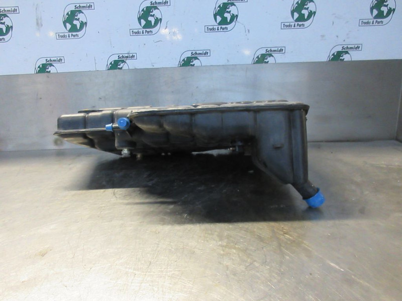 Mercedes-Benz A 000 500 21 49 EXPANSIEVAT - Tangki ekspansi untuk Truk: gambar 3 Mercedes-Benz A 000 500 21 49 EXPANSIEVAT - Tangki ekspansi untuk Truk: gambar 3