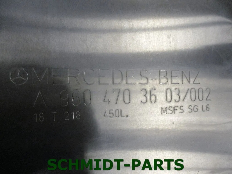 Mercedes-Benz A 960 470 36 03 DIESELTANK NIEUWE 10 X OP VOORRAAD MERCEDES ACTROS - Tangki bahan bakar untuk Truk: gambar 4 Mercedes-Benz A 960 470 36 03 DIESELTANK NIEUWE 10 X OP VOORRAAD MERCEDES ACTROS - Tangki bahan bakar untuk Truk: gambar 4