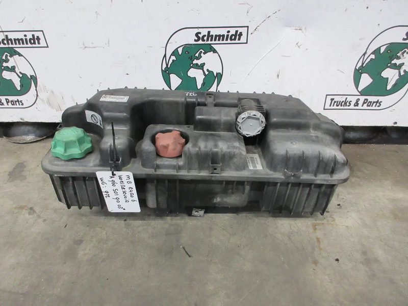 Mercedes-Benz A 960 501 90 03 WATERTANK MERCEDES BENZ 1833 MP4 EURO 6 - Tangki ekspansi untuk Truk: gambar 5 Mercedes-Benz A 960 501 90 03 WATERTANK MERCEDES BENZ 1833 MP4 EURO 6 - Tangki ekspansi untuk Truk: gambar 5