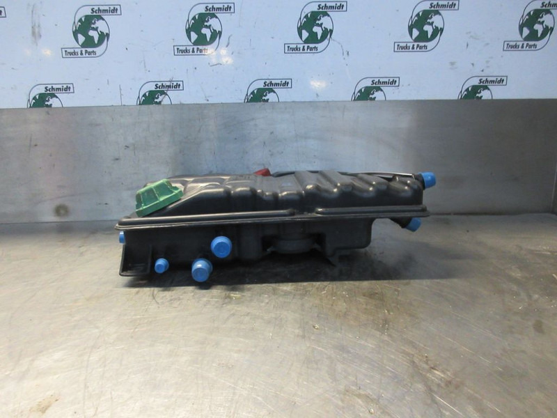 Mercedes-Benz A 970 500 02 49 EXPANSIEVAT - Tangki ekspansi untuk Truk: gambar 4 Mercedes-Benz A 970 500 02 49 EXPANSIEVAT - Tangki ekspansi untuk Truk: gambar 4