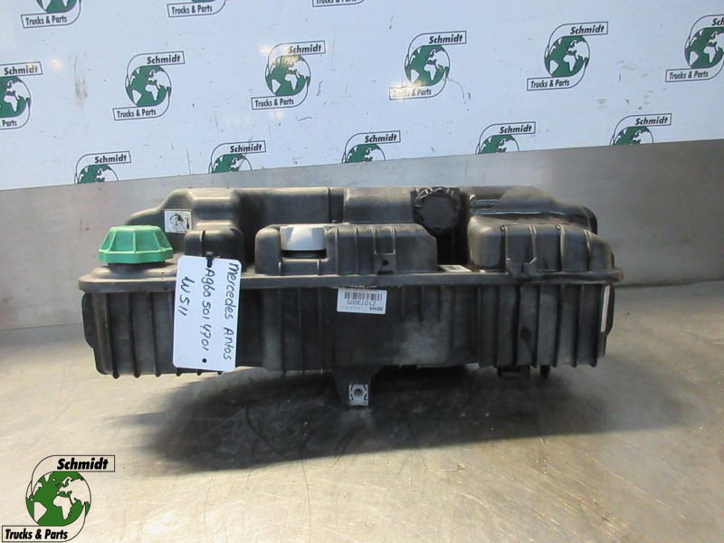 Mercedes-Benz ANTOS A 960 501 47 01 EXPANSIEVAT EURO 6 - Tangki ekspansi untuk Truk: gambar 1 Mercedes-Benz ANTOS A 960 501 47 01 EXPANSIEVAT EURO 6 - Tangki ekspansi untuk Truk: gambar 1
