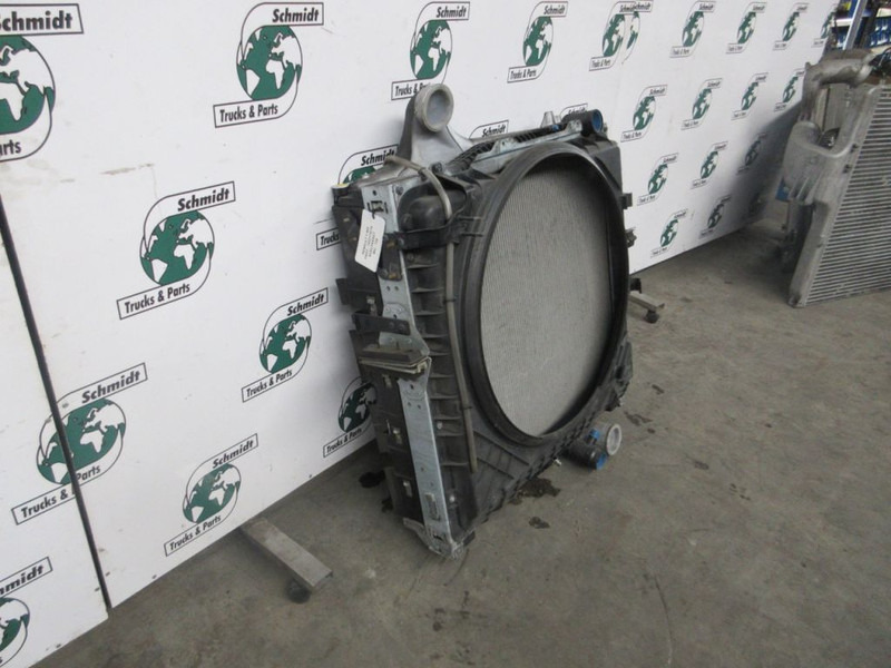 Renault 7422174115 RADIATEUR RENAULT T 460 EURO 6 - Radiator untuk Truk: gambar 3 Renault 7422174115 RADIATEUR RENAULT T 460 EURO 6 - Radiator untuk Truk: gambar 3