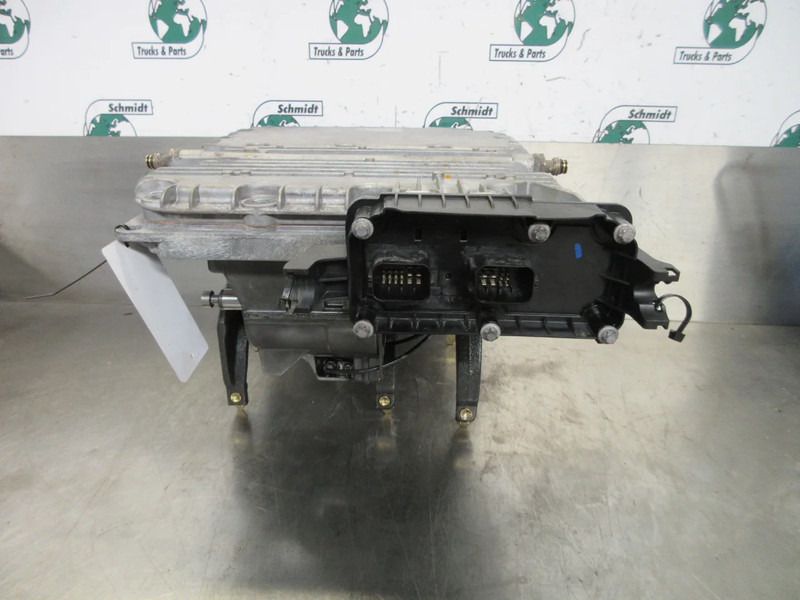 Renault 7422780685// 7421949395//7485020586 RENAULT T 520 EURO 6 MODEL 2020 - Kopling dan suku cadang untuk Truk: gambar 2 Renault 7422780685// 7421949395//7485020586 RENAULT T 520 EURO 6 MODEL 2020 - Kopling dan suku cadang untuk Truk: gambar 2