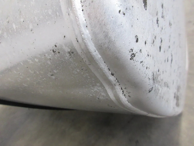 Volvo 21516447 // 20367137 // 20503505 DIESELTANK 405 LITER VOLVO FM EURO 6 - Tangki bahan bakar untuk Truk: gambar 5 Volvo 21516447 // 20367137 // 20503505 DIESELTANK 405 LITER VOLVO FM EURO 6 - Tangki bahan bakar untuk Truk: gambar 5