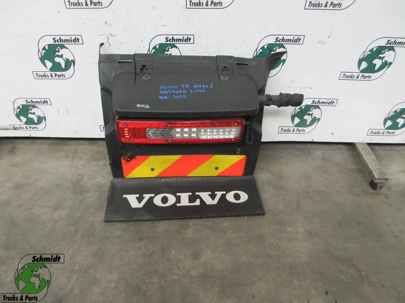Volvo 23354972 // 23359974 // 22087684 // 22087691 R+L LED LAMP SPATBORT VOLVO 2021 - Bingkai/ Sasis untuk Truk: gambar 1 Volvo 23354972 // 23359974 // 22087684 // 22087691 R+L LED LAMP SPATBORT VOLVO 2021 - Bingkai/ Sasis untuk Truk: gambar 1