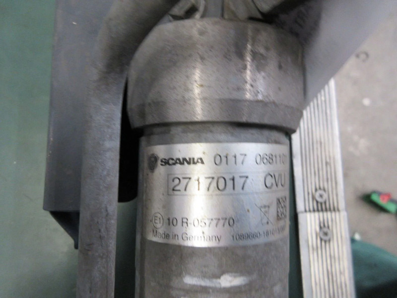 Volvo 3022856 // 2717017 // 573069 // 573669 STUUR CILINDER SCANIA NGS 2022 - Pengemudian untuk Truk: gambar 5 Volvo 3022856 // 2717017 // 573069 // 573669 STUUR CILINDER SCANIA NGS 2022 - Pengemudian untuk Truk: gambar 5