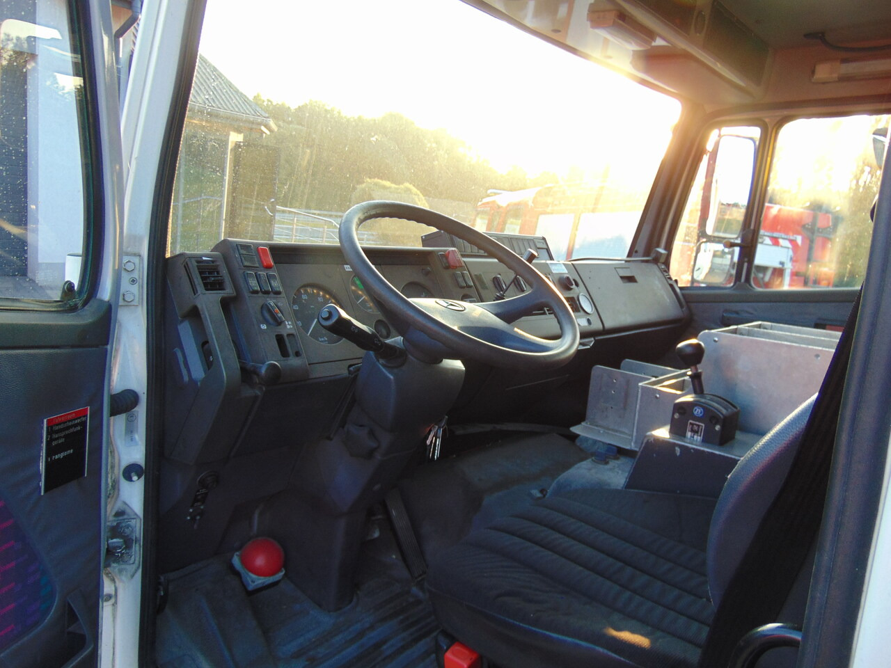 Truk pemadam kebakaran MERCEDES-BENZ 1124AF 4x4 MAGIRUS: gambar 11