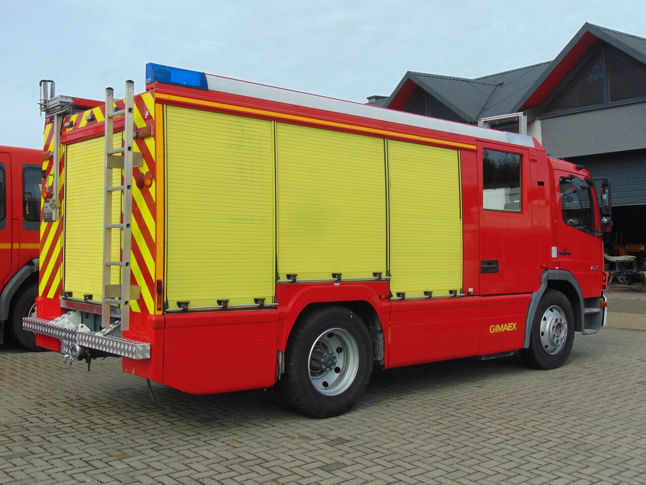 MERCEDES-BENZ Atego 1325F GIMAEX - Truk pemadam kebakaran: gambar 5 MERCEDES-BENZ Atego 1325F GIMAEX - Truk pemadam kebakaran: gambar 5
