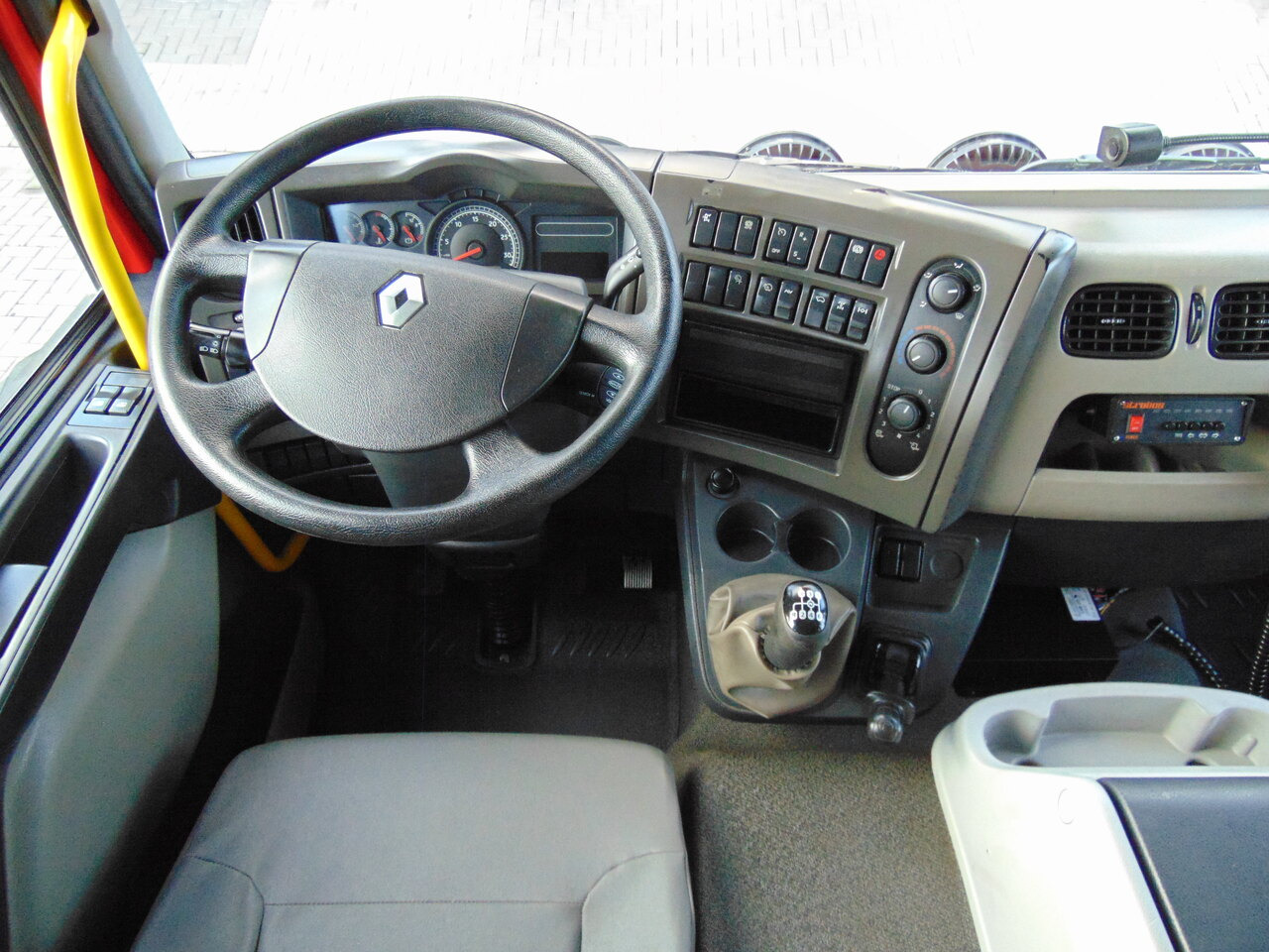 Truk pemadam kebakaran RENAULT Midlum 240DXi 4x4 GIMAEX: gambar 18