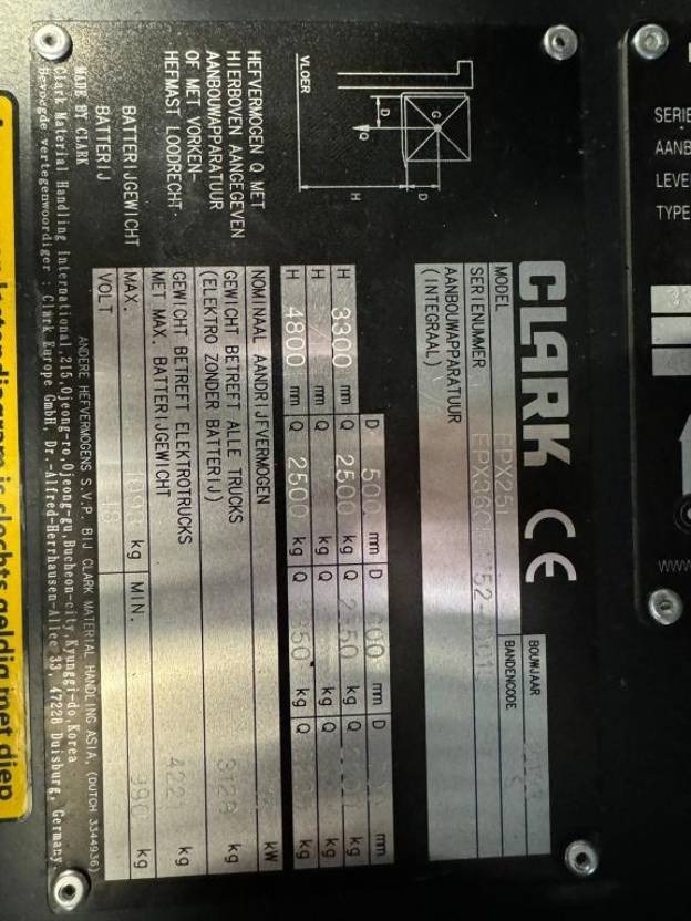 Clark EPX25i - Forklift: gambar 5 Clark EPX25i - Forklift: gambar 5