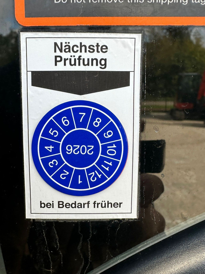 Hitachi ZX170W-6 - Ekskavator roda: gambar 4 Hitachi ZX170W-6 - Ekskavator roda: gambar 4