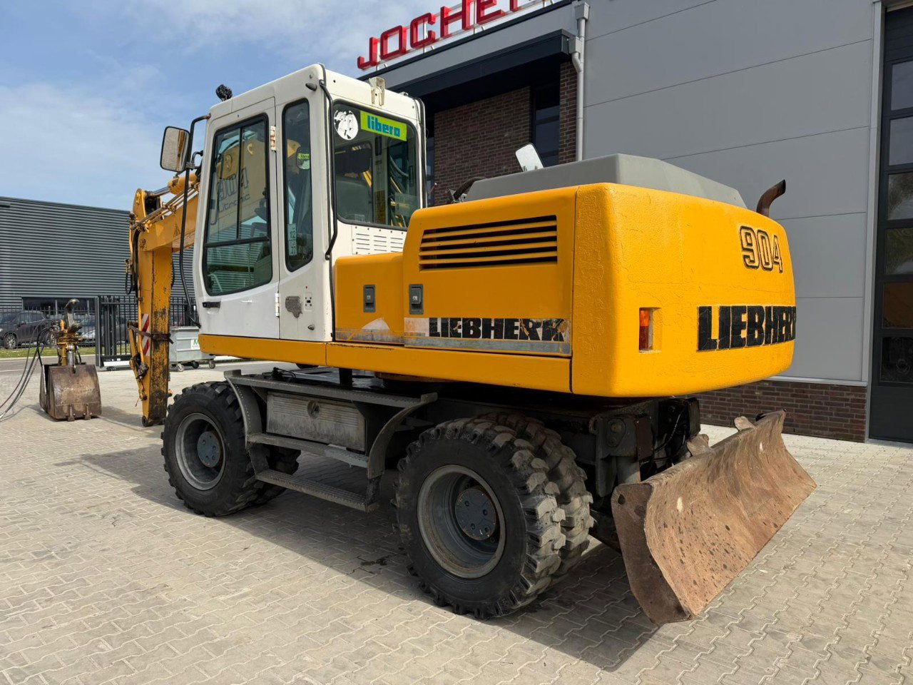 Liebherr A904 - Ekskavator roda: gambar 3 Liebherr A904 - Ekskavator roda: gambar 3