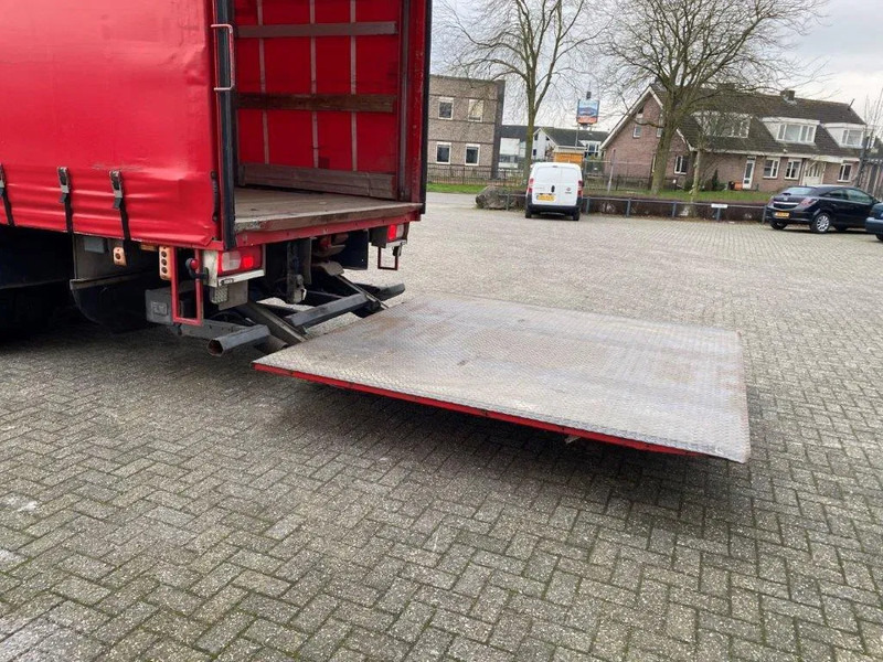 DAF CF400 / CURTAIN SAILS / BIG PLATFORM 2500 KG / DEB / NAVI / FULL-AIR / LWDS / ACC / AUTOMATIC / EURO-6 / 2015 - Truk box: gambar 4 DAF CF400 / CURTAIN SAILS / BIG PLATFORM 2500 KG / DEB / NAVI / FULL-AIR / LWDS / ACC / AUTOMATIC / EURO-6 / 2015 - Truk box: gambar 4