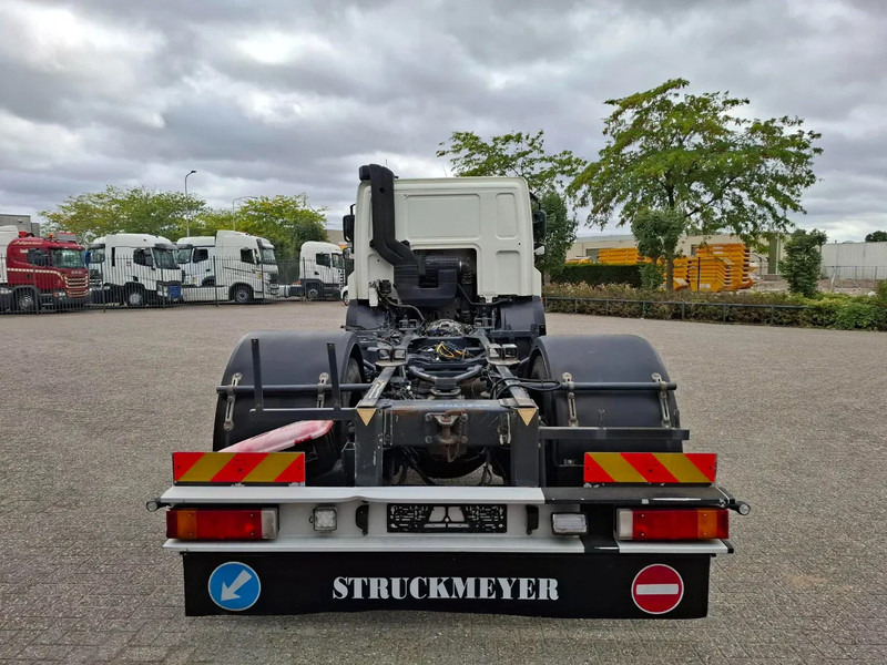 DAF CF75-250 / ADR / ONLY:320740 KM / PTO / INLINER / ALCOA / GOOD CONDITION / MANUAL / EURO-5 / 2011 - Truk sasis: gambar 4 DAF CF75-250 / ADR / ONLY:320740 KM / PTO / INLINER / ALCOA / GOOD CONDITION / MANUAL / EURO-5 / 2011 - Truk sasis: gambar 4