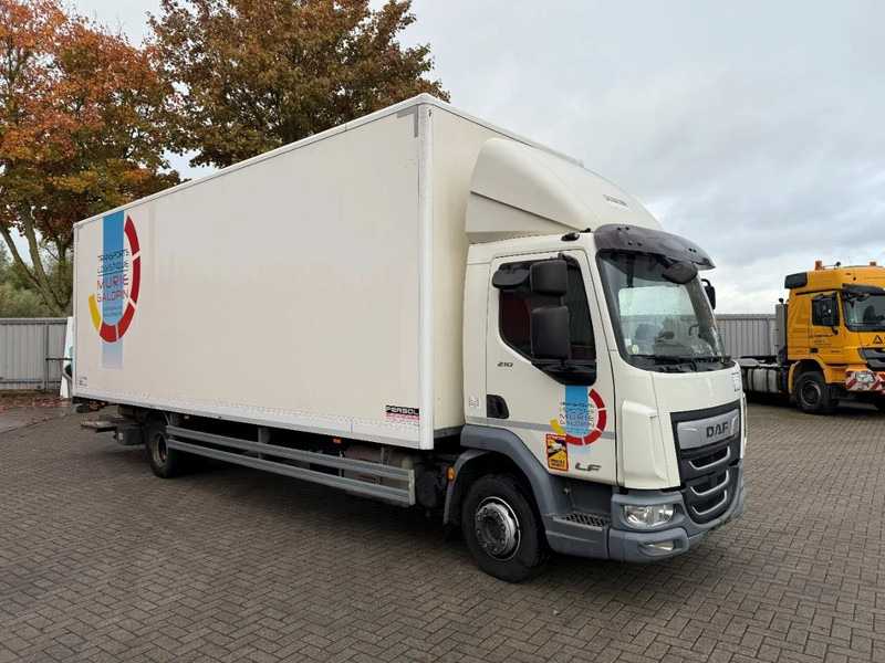 DAF LF210 / NICE CLEAN CLOSED BOX / PLATFORM 1500 KG / NO KEYS / AUTOMATIC / EURO-6 / 2019 - Truk box: gambar 2 DAF LF210 / NICE CLEAN CLOSED BOX / PLATFORM 1500 KG / NO KEYS / AUTOMATIC / EURO-6 / 2019 - Truk box: gambar 2