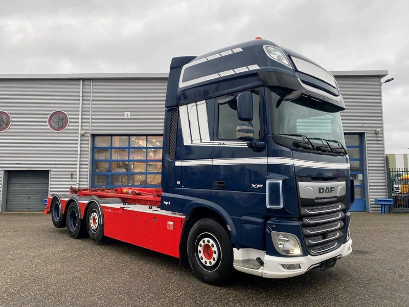 DAF XF106-530 8X2 / AJK HOOKLIFT 25000KG / 9 TON FRONT AXLE / NAVI / ONLY:612482 KM / SSC / AUTOMATIC / EURO-6 / 2019 - Hook lift: gambar 2 DAF XF106-530 8X2 / AJK HOOKLIFT 25000KG / 9 TON FRONT AXLE / NAVI / ONLY:612482 KM / SSC / AUTOMATIC / EURO-6 / 2019 - Hook lift: gambar 2