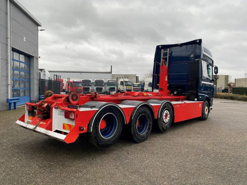 DAF XF106-530 8X2 / AJK HOOKLIFT 25000KG / 9 TON FRONT AXLE / NAVI / ONLY:612482 KM / SSC / AUTOMATIC / EURO-6 / 2019 - Hook lift: gambar 5 DAF XF106-530 8X2 / AJK HOOKLIFT 25000KG / 9 TON FRONT AXLE / NAVI / ONLY:612482 KM / SSC / AUTOMATIC / EURO-6 / 2019 - Hook lift: gambar 5