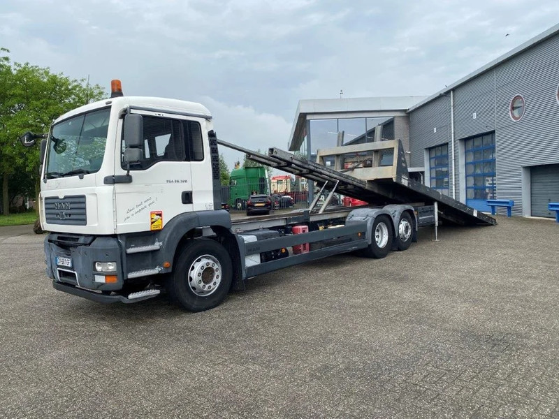 MAN TGA26.320 / SLIDING PLATEAU / WINCH / LIFT AXLE / MACHINE CARRIER / MANUAL / EURO-4 / 2007 - Truk flatbed: gambar 1 MAN TGA26.320 / SLIDING PLATEAU / WINCH / LIFT AXLE / MACHINE CARRIER / MANUAL / EURO-4 / 2007 - Truk flatbed: gambar 1