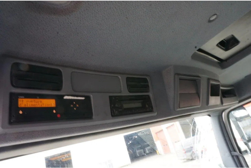 Truk sasis Mercedes-Benz ATEGO 1221 / ENGINE RUNNING / ONLY:253095 KM / AUTOMATIC / EURO-6 / 2017: gambar 17