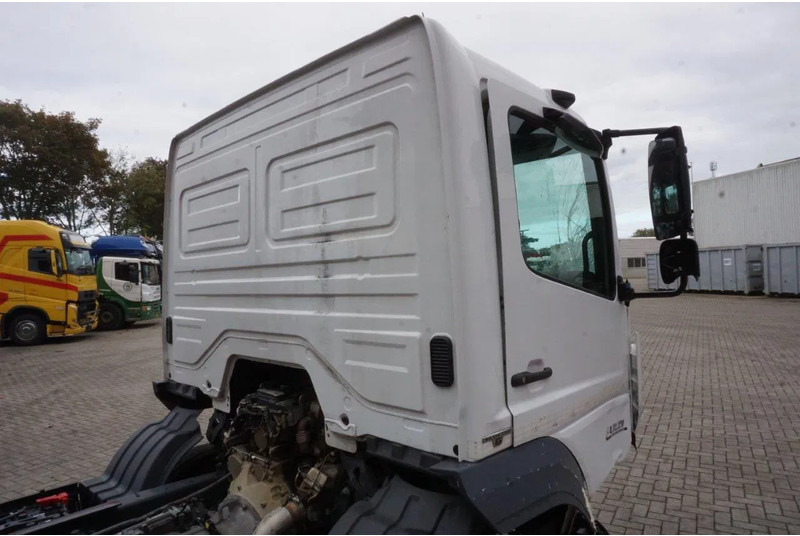 Truk sasis Mercedes-Benz ATEGO 1221 / ENGINE RUNNING / ONLY:253095 KM / AUTOMATIC / EURO-6 / 2017: gambar 9