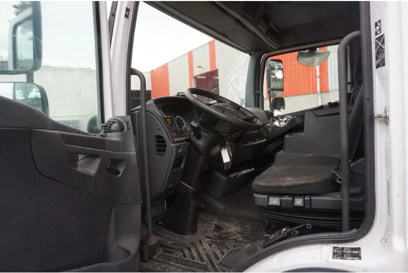 Truk sasis Mercedes-Benz ATEGO 1221 / ENGINE RUNNING / ONLY:253095 KM / AUTOMATIC / EURO-6 / 2017: gambar 13