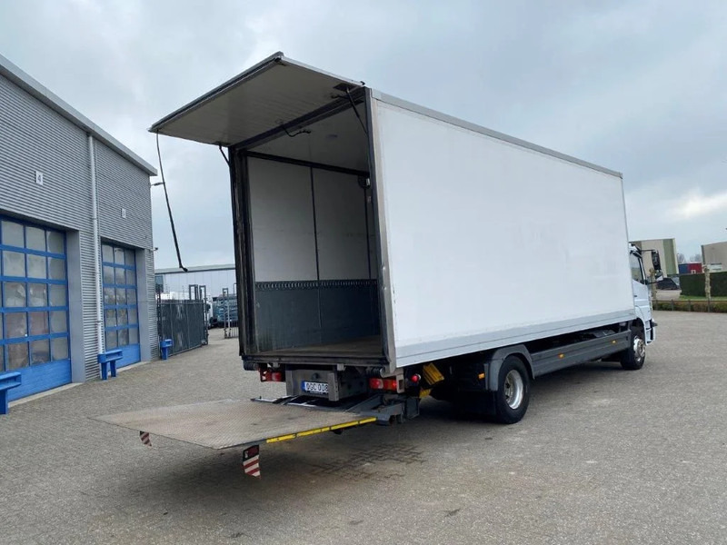 Mercedes-Benz ATEGO 1624 / AUTOMATIC / CLOSED BOX / SIDE DOORS / AIRCO / LWDS / FCW / EURO-6 / 2016 - Truk box: gambar 4 Mercedes-Benz ATEGO 1624 / AUTOMATIC / CLOSED BOX / SIDE DOORS / AIRCO / LWDS / FCW / EURO-6 / 2016 - Truk box: gambar 4