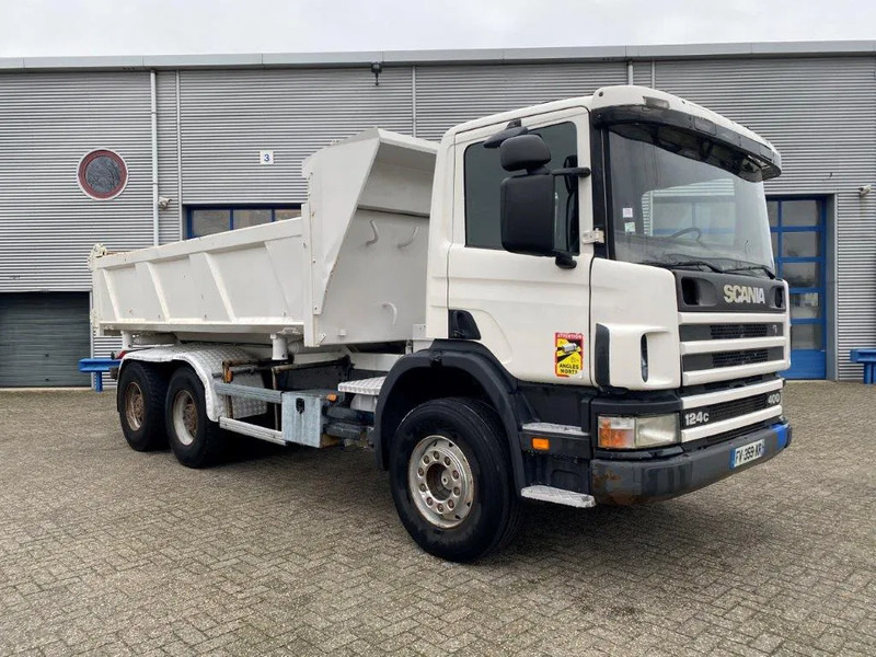 Scania 124-400 / 6X4 / RETARDER / BIG AXLE / FULL STEEL / 2SIDE TIPPER / OLD TACHO / AIRCO / MANUAL / EURO-2 / 2000 - Truk jungkit: gambar 5 Scania 124-400 / 6X4 / RETARDER / BIG AXLE / FULL STEEL / 2SIDE TIPPER / OLD TACHO / AIRCO / MANUAL / EURO-2 / 2000 - Truk jungkit: gambar 5