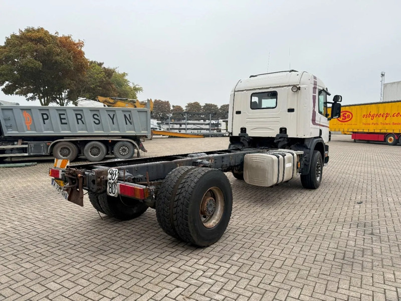 Scania 124-420 / ENGINE RUNNING / RETARDER / BIG AXLE / FULL-STEEL / ONLY: 540918 KM / OLD TACHO / AIRCO / MANUAL / EURO-3 / 2002 - Truk sasis: gambar 5 Scania 124-420 / ENGINE RUNNING / RETARDER / BIG AXLE / FULL-STEEL / ONLY: 540918 KM / OLD TACHO / AIRCO / MANUAL / EURO-3 / 2002 - Truk sasis: gambar 5