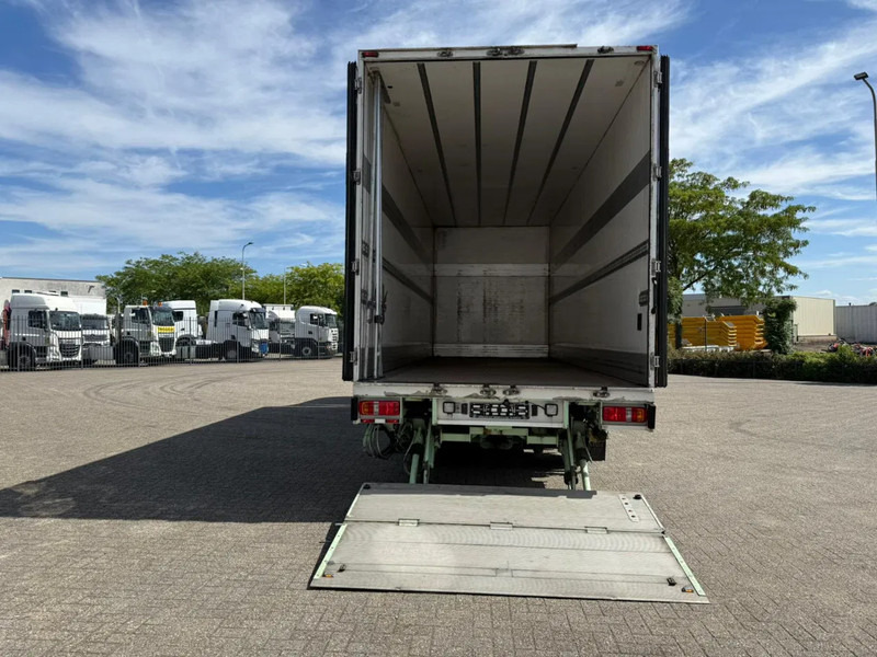 Scania R450 / RETARDER / ISOLATED GERMAN FLOWER COMBI / THROUGH-LOADING SYSTEM / SMART TACHO / 2XPLATFORM / LIFT+LENKACHSE / LWDS / EUR - Truk berpendingin: gambar 5 Scania R450 / RETARDER / ISOLATED GERMAN FLOWER COMBI / THROUGH-LOADING SYSTEM / SMART TACHO / 2XPLATFORM / LIFT+LENKACHSE / LWDS / EUR - Truk berpendingin: gambar 5